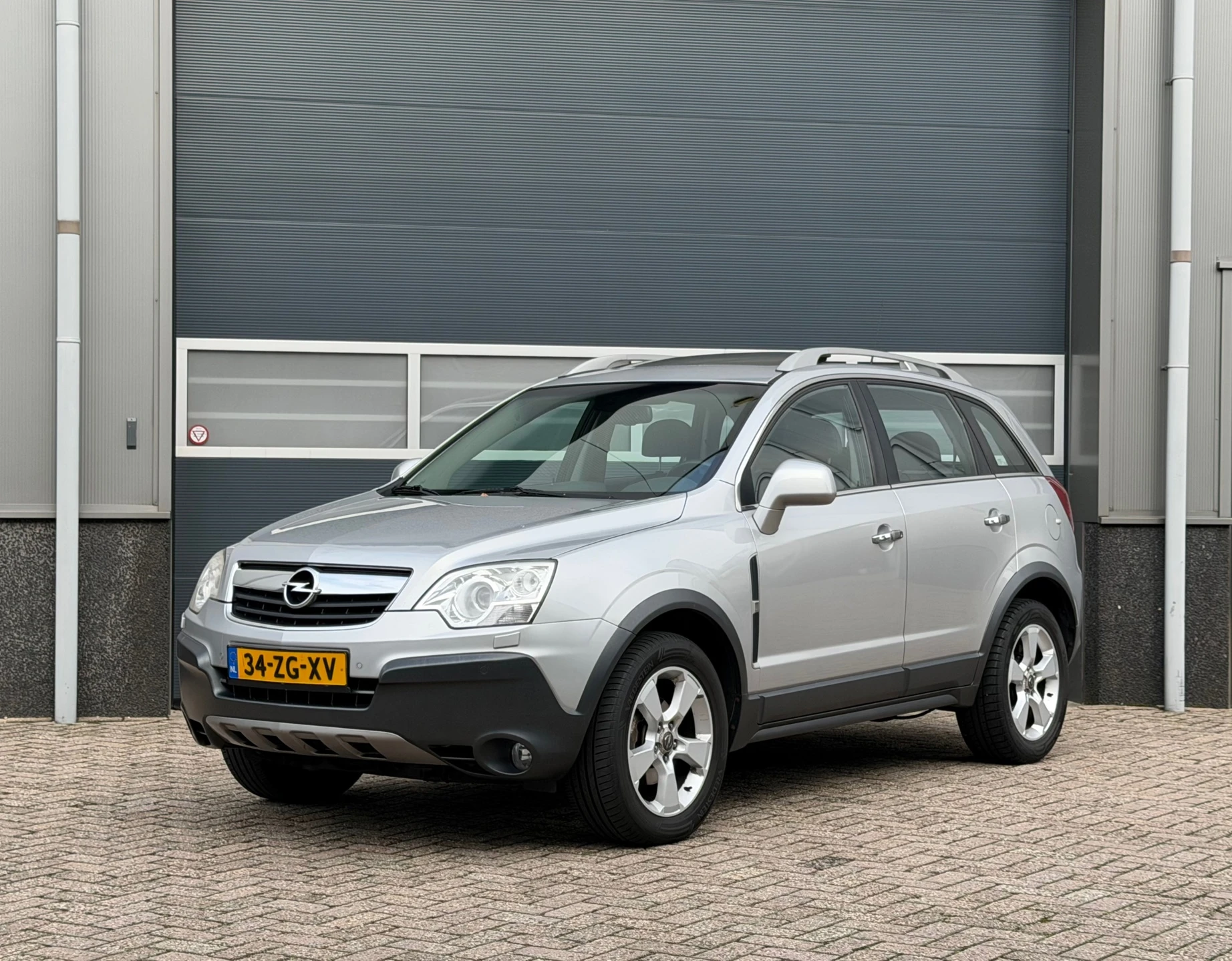 Opel Antara 2008 - 3.2 V6 Cosmo bj.2008 Autom|Leder|Opendak|Trekh|Navi|Nap. afbeelding 1