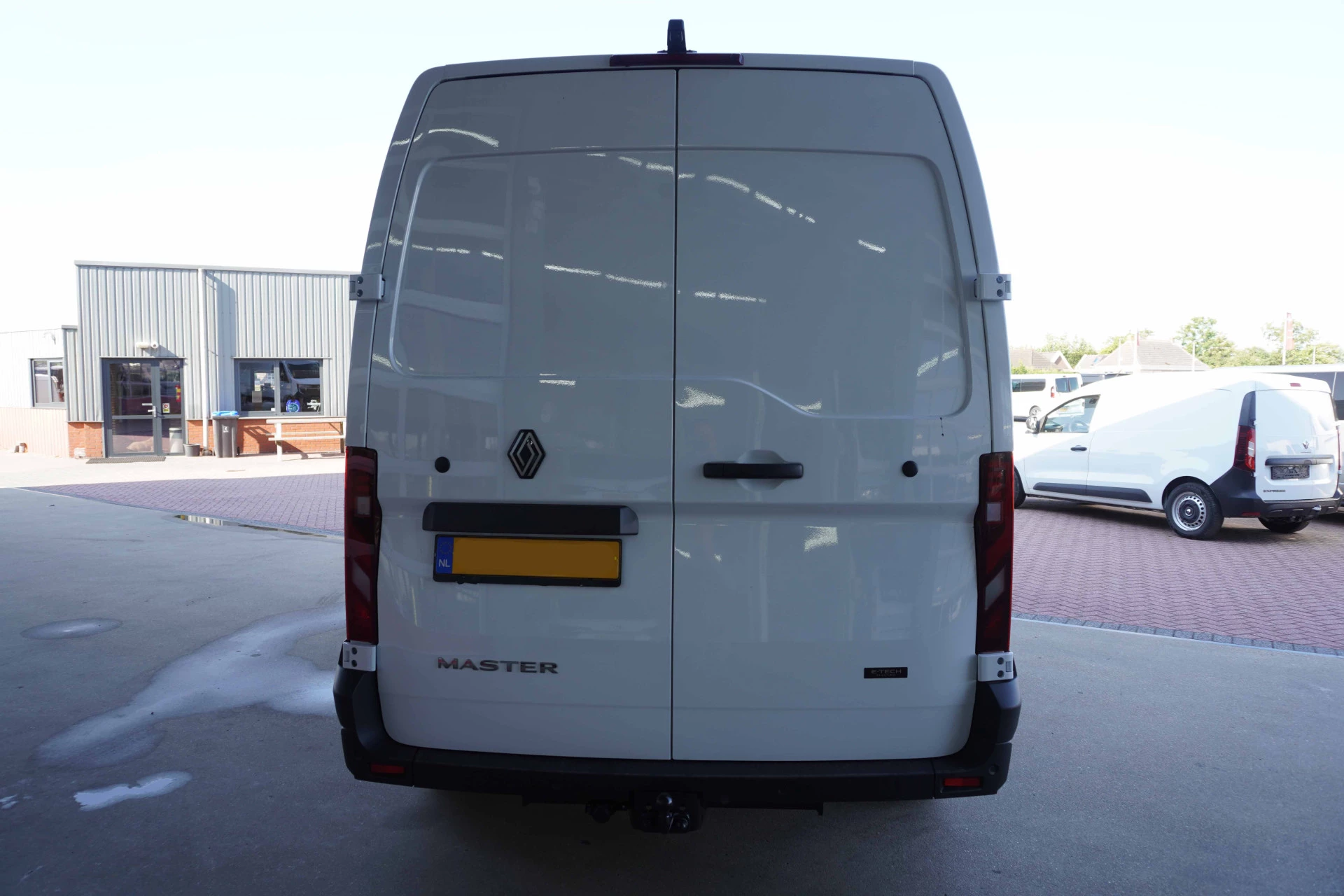 Renault Master 2026 - E-Tech T35 L2H2 Advance long range 87 kWh 143PK Automaat immagine 6
