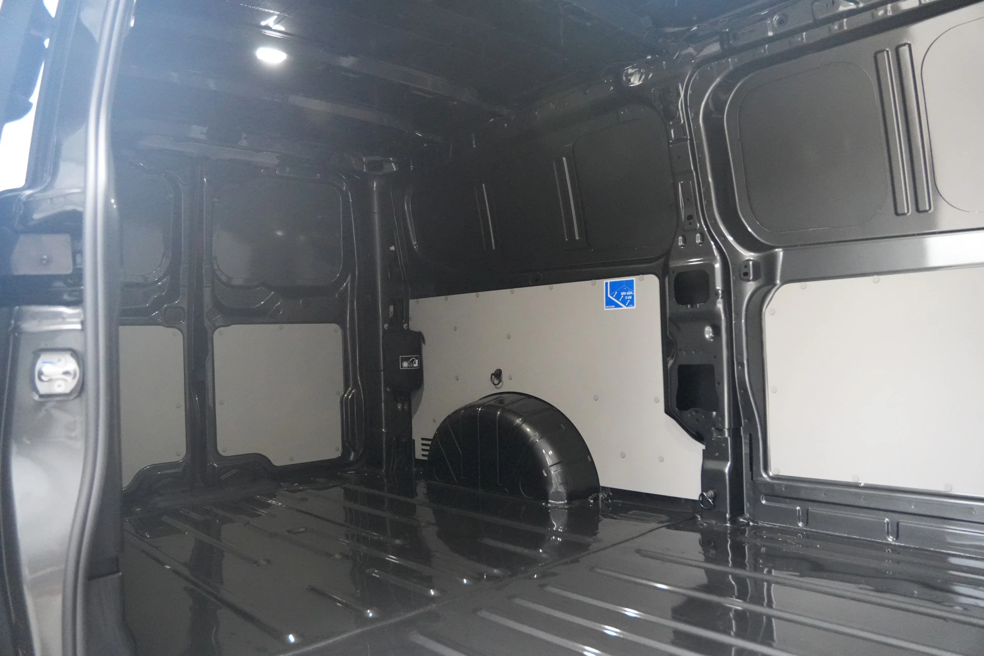 Ford E-Transit Custom 2026 - 340 L2H1 Limited 71 kWh 218pk - AGR Bestuurdersstoel - Trekhaak - ACC - B&O - Navi - Stoel/Stuurverwarming - 360 Camera - Blindspot - Rijklaar Bild 15