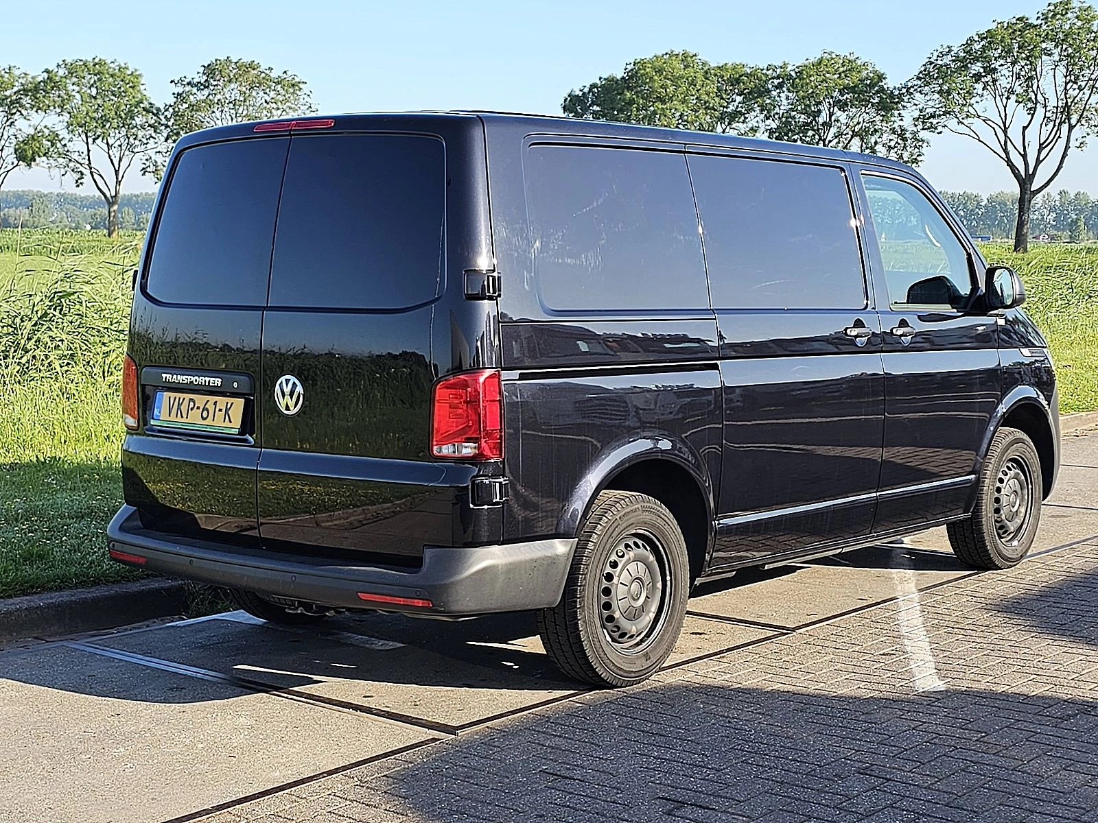 Volkswagen Transporter 2021 - 2.0 TDI obrázek 3