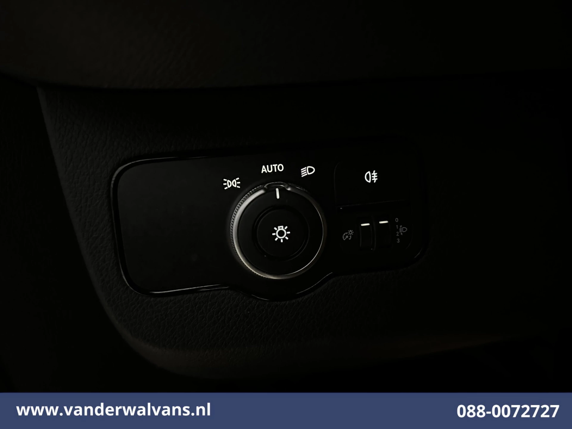 Mercedes-Benz Sprinter 2023 - 211 CDI L2H2 Euro6 Airco | Camera | Trekhaak image 15