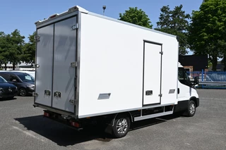 Iveco Daily 2024 - 35S18 3.0 180 pk Hi-Matic Bakwagen obrazek 3
