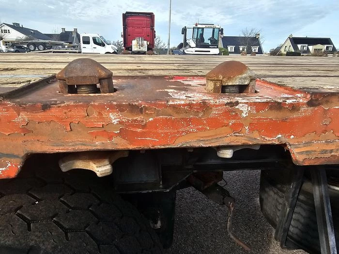 Groenewegen DRO 15-28 | Heavy duty trailer |twistlocks for container 40 ft 2 x 20 ft 20 ft mid.| saf Drum | hardwood floor. 1995 Bild 15