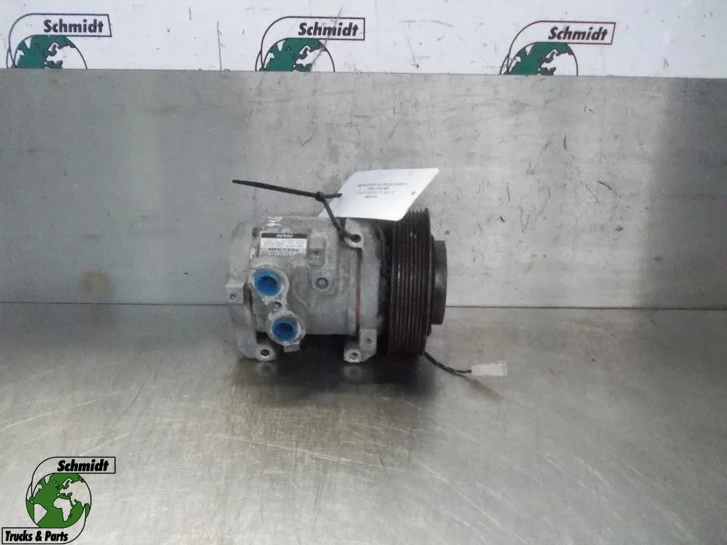Mercedes-Benz - A 472 230 01 11 // A 472 230 03 11 // A 472 230 28 11 изображение 1