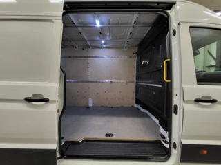 Volkswagen Crafter 2021 - 2.0TDI 140pk L4/H3 3000kg Trekkracht Euro 6! afbeelding 7