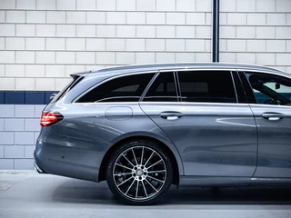 Mercedes-Benz E-Class 2020 - Estate | 220 D Exclusive Line image 6