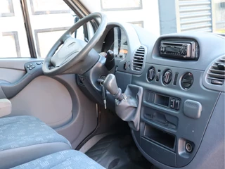 Mercedes-Benz Sprinter 2004 - 316 CDI L1H2 - Cruise - Airco - Trekhaak - APK 07-2027 obrazek 9