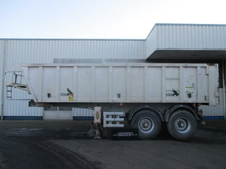 Stas N/A 2004 - 2 Axle Tipper Trailer , Spring Suspension, Drum brakes bild 2