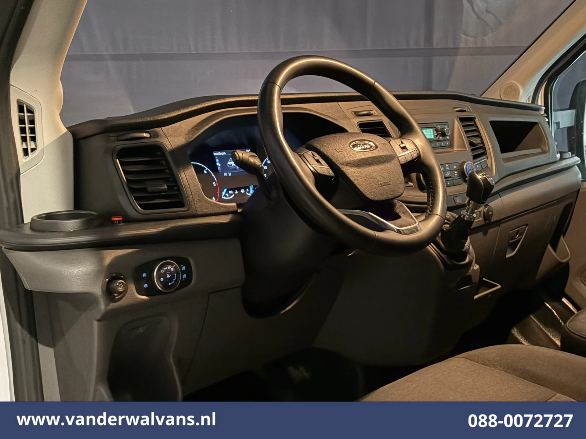 Ford Transit 2022 - 2.0 TDCI 130pk Bakwagen Laadklep Euro6 Airco | Cruisecontrol | Verwarmde voorruit obrázek 15