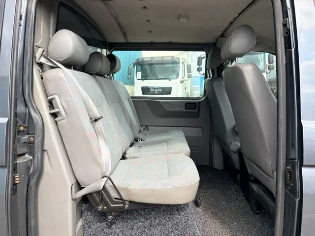 Volkswagen Transporter 2003 - T5 DOUBLE CAB 5-CILINDER (6 GEARS MANUAL GEARBOX / AIRCONDITIONING / 5 SEATS / ETC. afbeelding 8