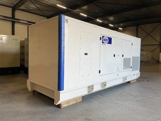FG Wilson 2026 - P715-3 - 715 kVA Genset - DPX-16023 изображение 2 миниатюра