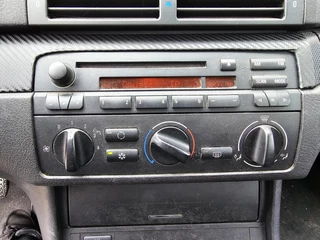 BMW 3 Series 2004 - 316i Special Executive APK tot 07-2027 obrazek 13
