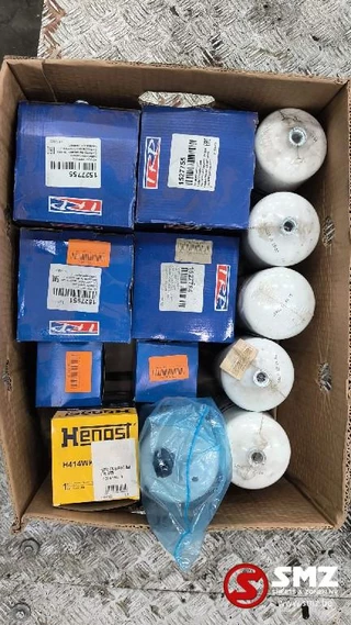 DAF N/A - Lot onderdelen DAF image 1
