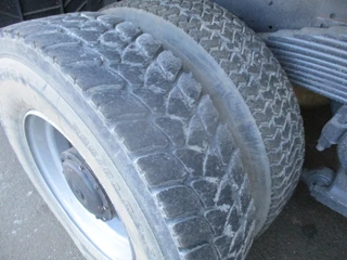 MAN 35.414 2003 - , 8x4 , ZF Manual , EURO 3 , 3 way tipper , Spring suspension obrazek 18