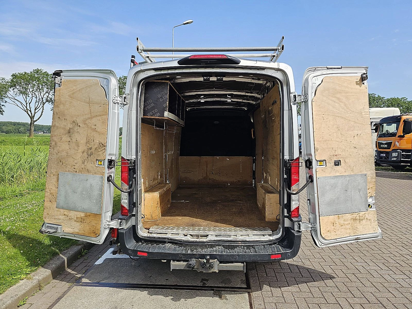 Ford Transit 2020 - 2.0 Bild 12