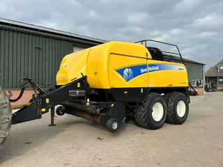 New Holland BB9070 2009 - CropCutter te koop