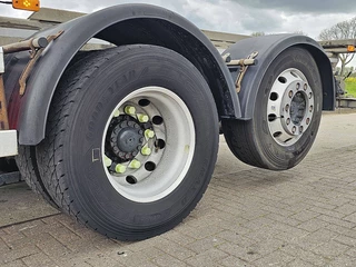 Iveco Stralis 2018 - AS260S42 изображение 18
